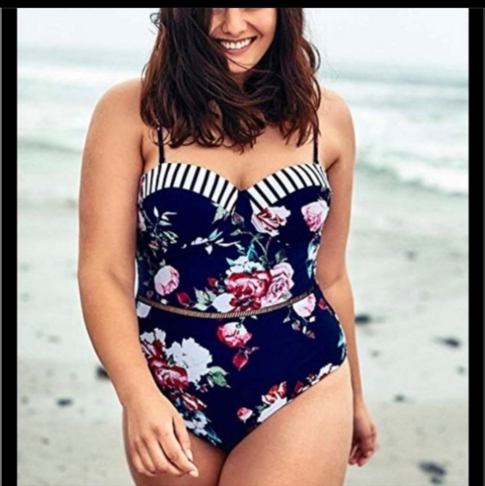 NWT Cupshe 1X vivid floral and striped one piece